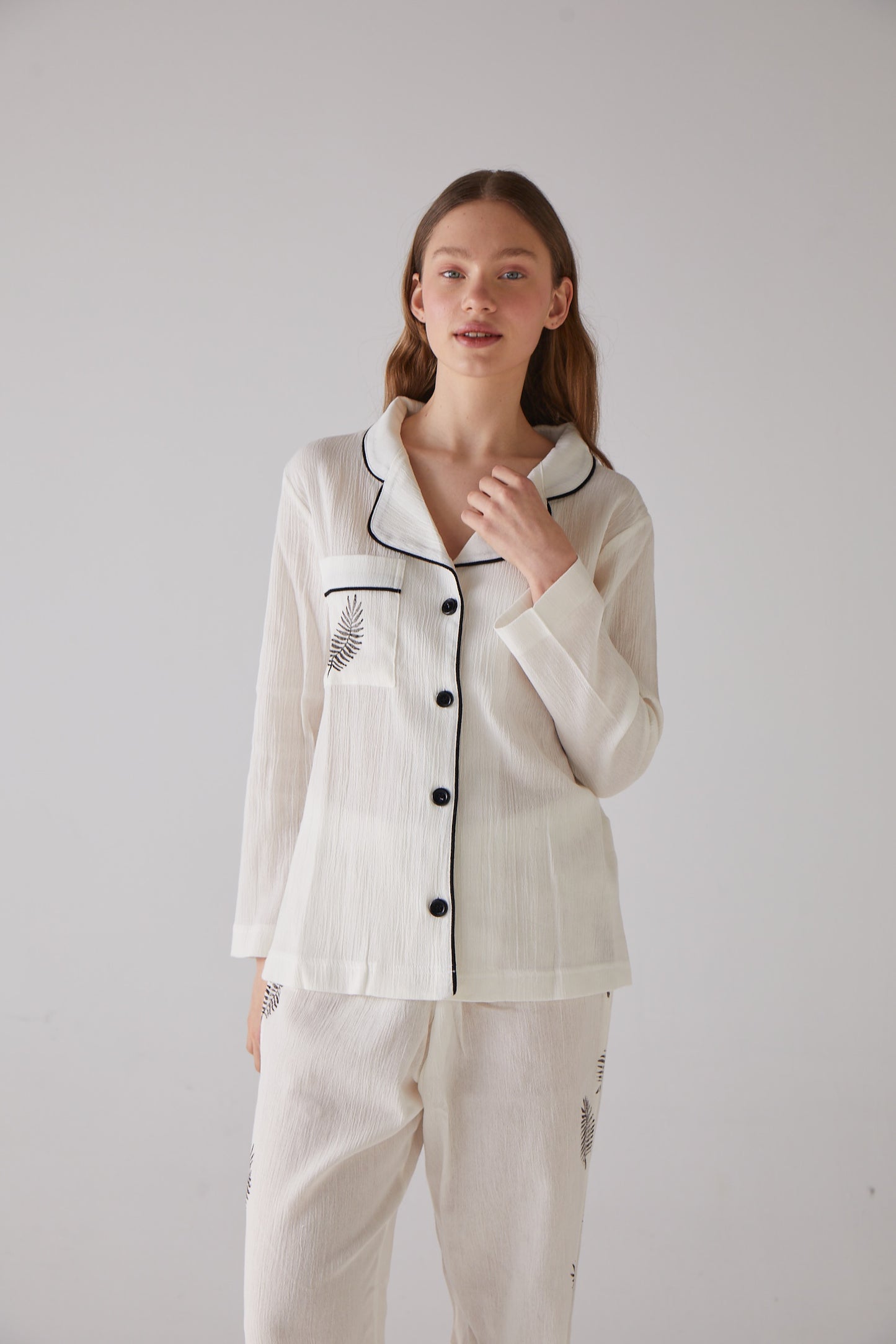 Leaf Pattern White Long Pajama Set